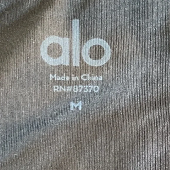 Alo Yoga Womens Black Long Sleeve Corset Top Square Neck Curved Hem Medium - Picture 5 of 9